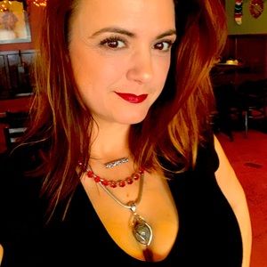 Meet your Posher, Nacona